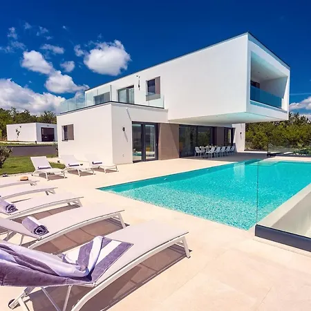 Sunrise Dream Villa Grubine