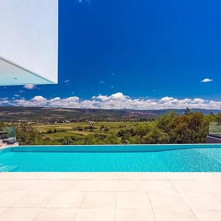 Villa Sunrise Dream Grubine